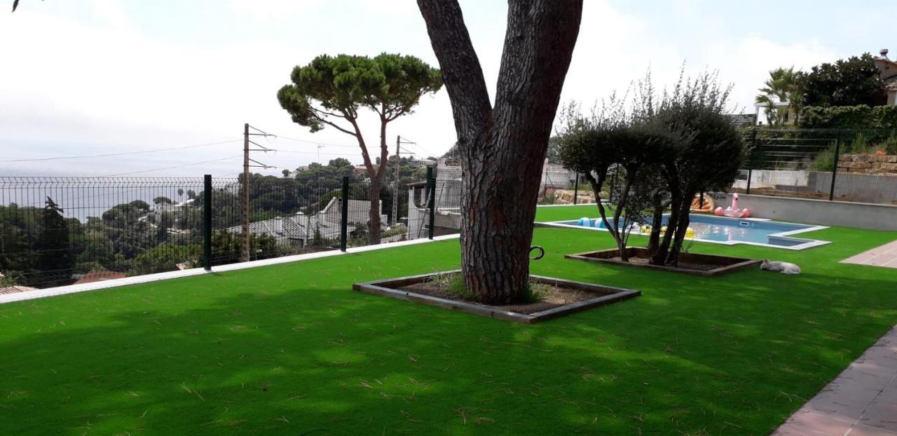 Sea-view Cozy Aptm W Amazing Pool & Trampoline For Kids! *