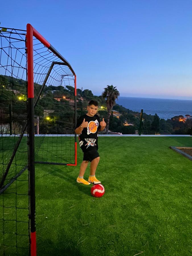 Sea-view Cozy Aptm W Amazing Pool & Trampoline For Kids! * Lloret de Mar